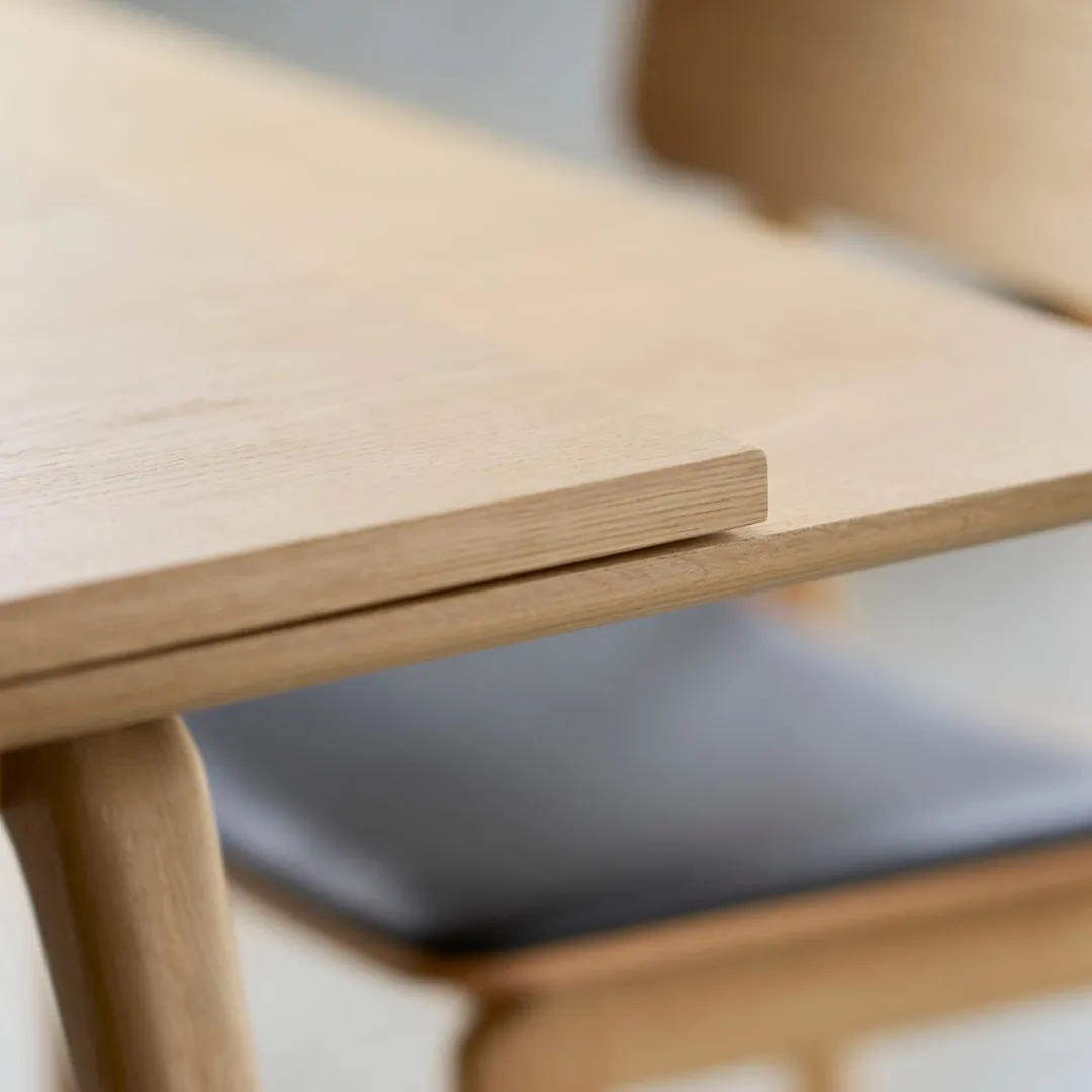 Isabel Ahm C65 Åstrup - Spisebord - Eg - 100 x 220- Spiseborde
