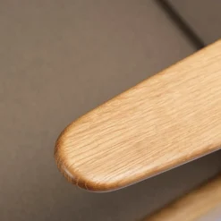 Poul M. Volther J53 - Lænestol - Eg - Taupe- Lænestole