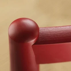 Jørgen Bækmark J80 - Stol - Bøg - Ruby Red- Spisebordsstole